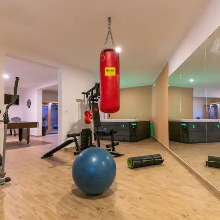 Luxury Angel In Makarska, Wellness Oasis (adults Only) Makarská